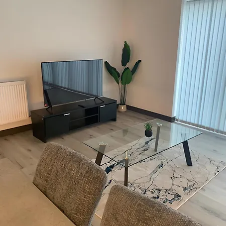 Raphvin Apex Abode Apartment Harlow Exterior photo