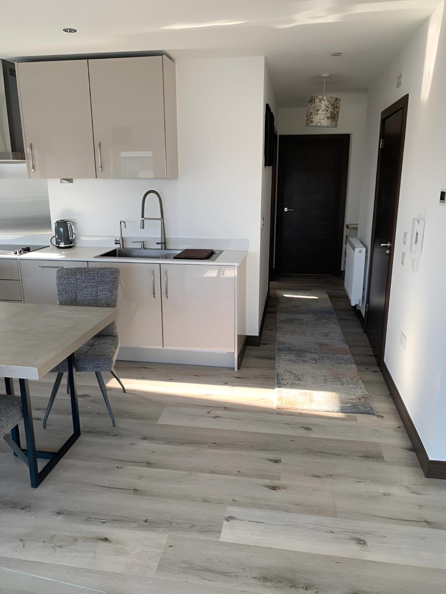 Raphvin Apex Abode Harlow